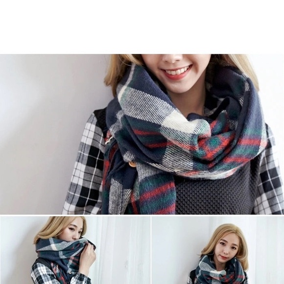 Convertible Plaid Scarf - Picture 3 of 5